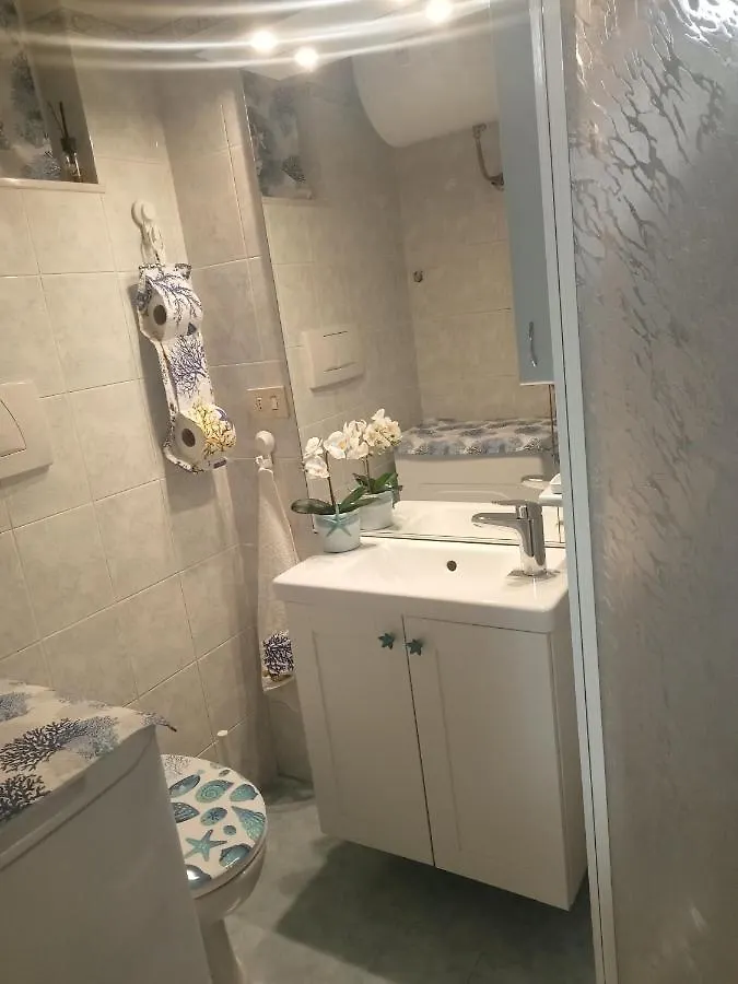 My Little House Apartment Borghetto Santo Spirito